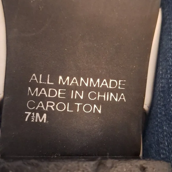 Karen Scott White Crocheted Slip Ons Small Heals Size 7.5" - Picture 5 of 5